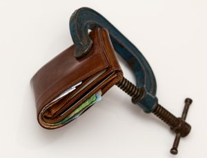 Wallet with a clamp on it