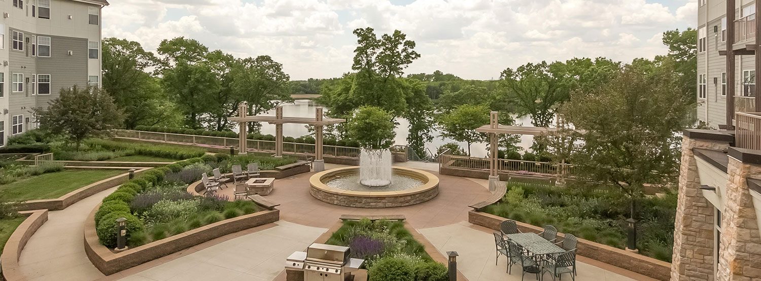 Lakeside terrace and water fountain